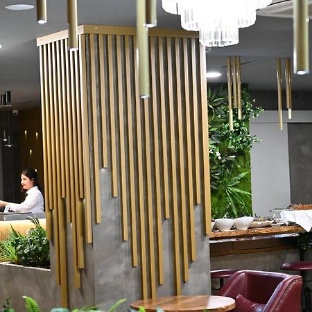 Ap Hotel Boutique Wlora Zewnętrze zdjęcie